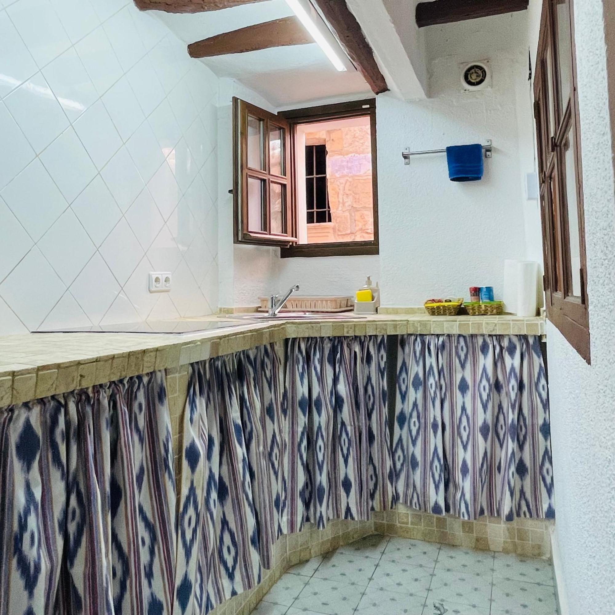 Can Carowinka, Casa Con Encanto, Mar & Montana, Port Aventura Ла-Сельва-дель-Камп Экстерьер фото